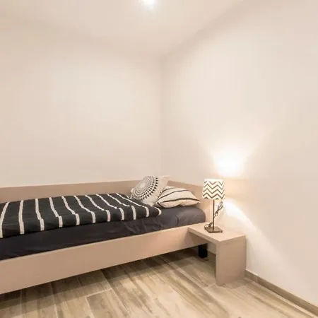 Beautiful Estate 1 In Island Of Krk Vila Kornić