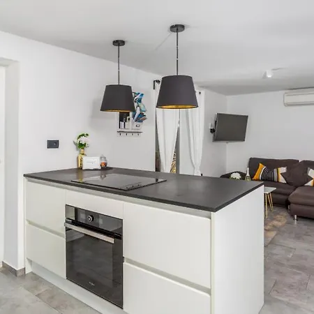 Villa Beautiful Estate 1 In Island Of Krk