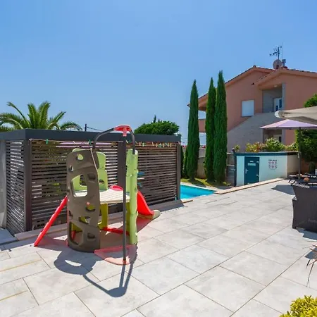 Beautiful Estate 1 In Island Of Krk Villa