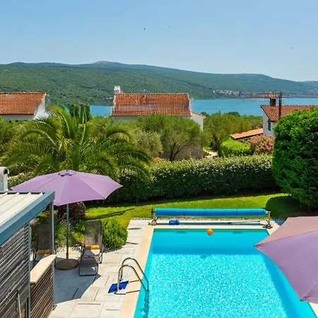 Beautiful Estate 1 In Island Of Krk Villa Kornić
