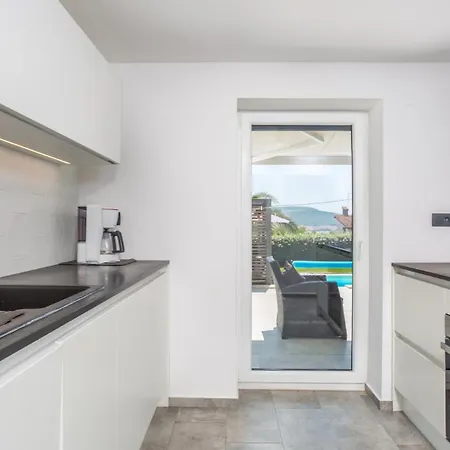 Villa Beautiful Estate 1 In Island Of Krk *