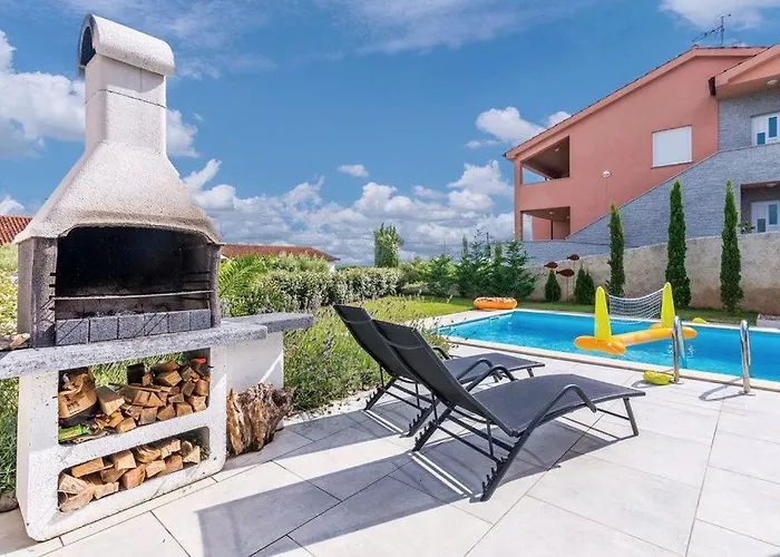 فيلة Beautiful Estate 1 In Island Of Krk *