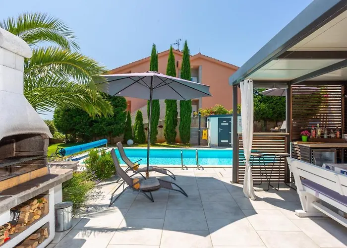 فيلة Beautiful Estate 1 In Island Of Krk *
