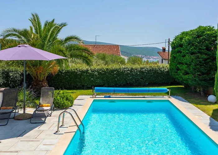 Beautiful Estate 1 In Island Of Krk *